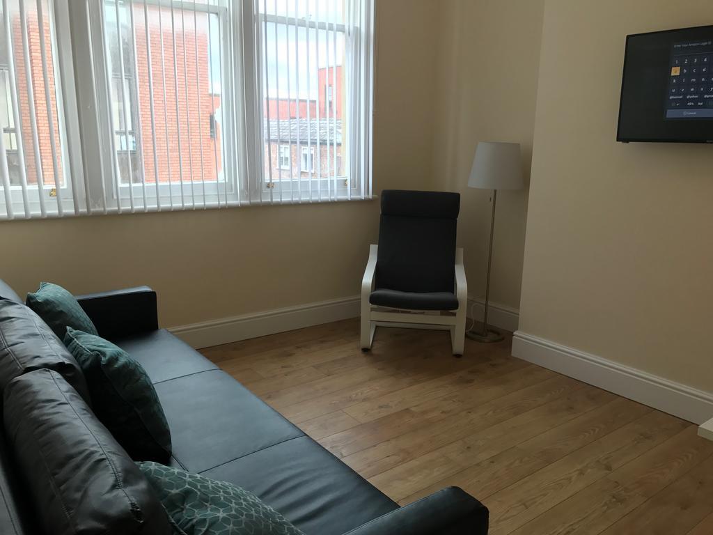 The Salford Apartamento Stockport Exterior foto